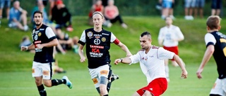 Assyriska hakar på topplagen