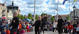 Solen sken över festival och barndag