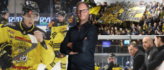 Snackas hockey överallt – I taxin, i trappen, i hissen, i hallen