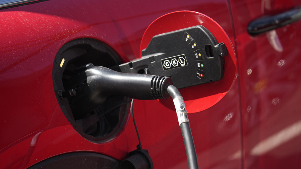 Mini Cooper SE återkallas för att undanröja risk för batteribrand. Arkivbild
