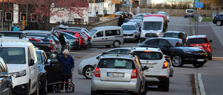 Kaos vid griftegården i jakt på parkering