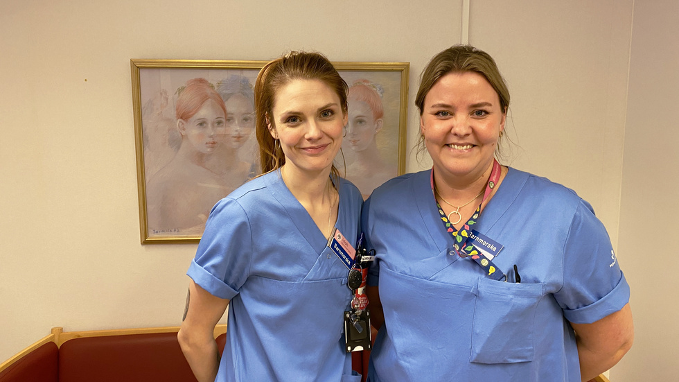 Barnmorskorna Idah Hellman och Malin Viklycke tog initiativ till bössan på kvinnokliniken i Västervik.