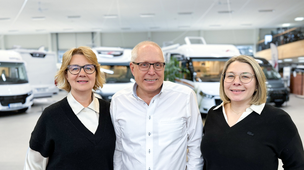Tumbo Husvagnar grundades 1965 av Sune och Birgit Östling och drivs numera av deras son Jan, hans fru Cecilia och dottern Linnea.