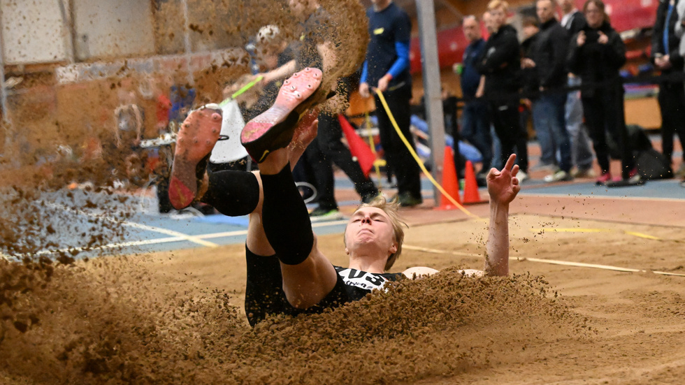 Hannes Furberg jumped a new PB and was rewarded with sixth place in the junior championships.