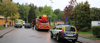 Trapphus rökfylldes efter spisbrand i Uppsala