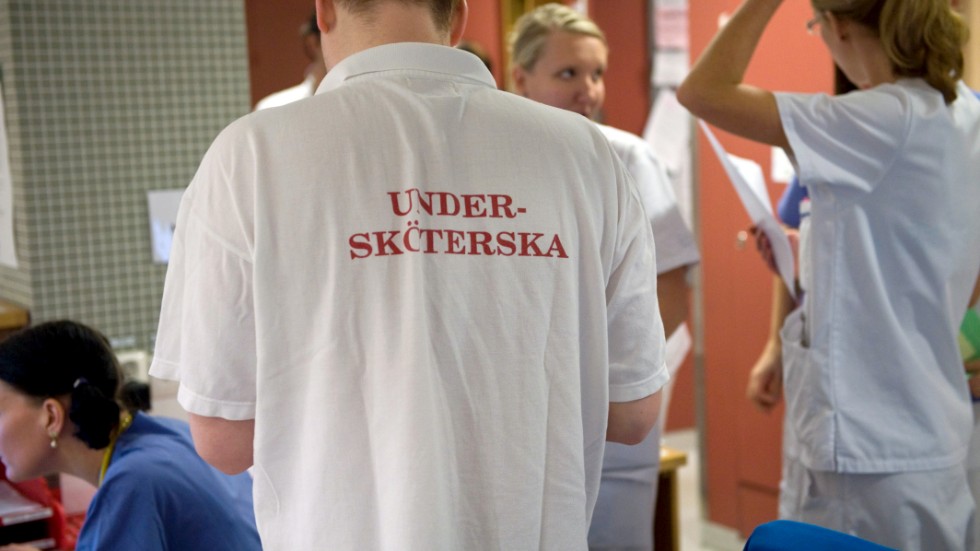 Under 2021–2023 kan regionen, kommunerna och de kommunala företagen i Kalmar län söka totalt 20,3 miljoner kronor för att kompetensutveckla medarbetare. En bra chans att behålla vikarier inom välfärden, skriver Eva Wikström, vd Omställningsfonden.