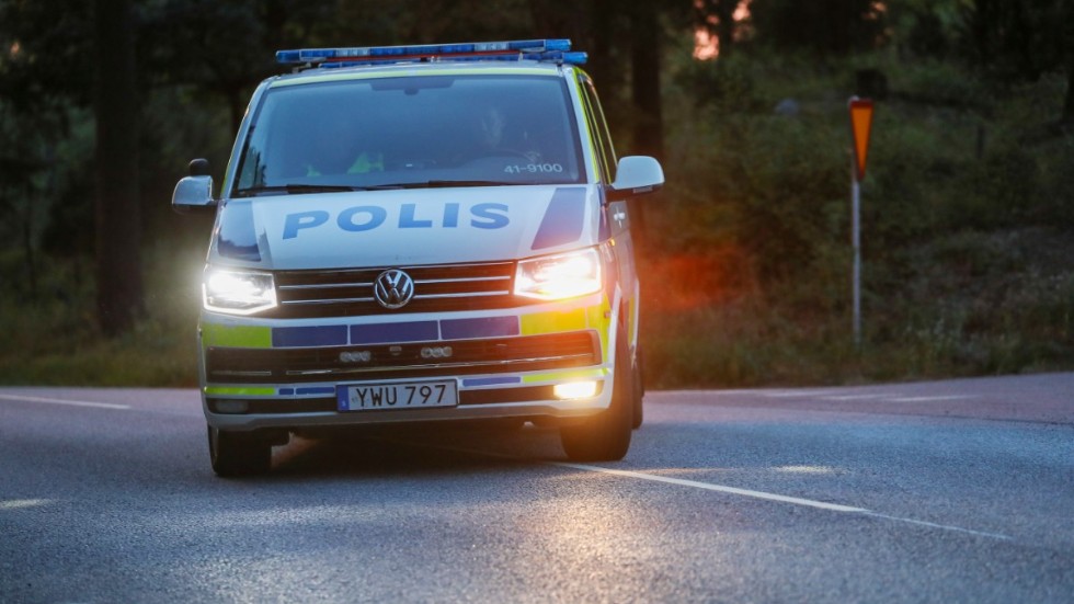 Två separata biljakter i Bromma under fredagskvällen ledde till en skadad och förd till sjukhus. Arkivbild.