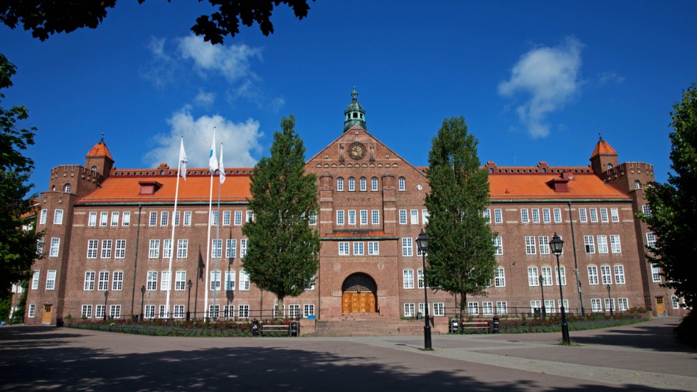 "Det måste till ett helt nytt flödesschema på Katedral", menar läraren Totte Johansson.