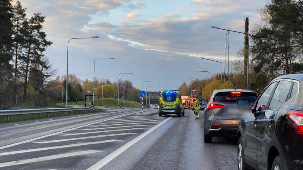 Köer bildades efter en trafikolycka i Ljungsbro.