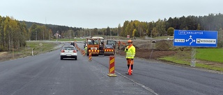 Nya rondellen asfalteras