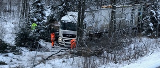 Lastbilen är nu bärgad