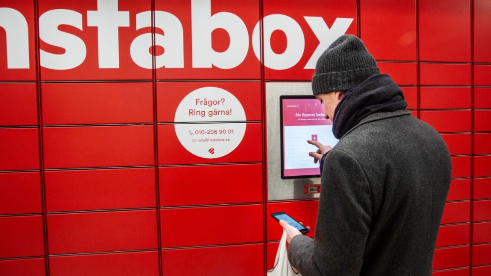 Signaturen Matti vill uppmana alla att hämta ut sina paket i tid.