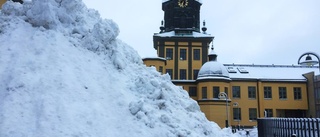 Efter röjningen – här hamnar all snö