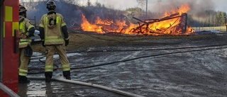 Övertänd byggnad fick brinna ner