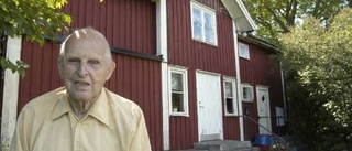 Alvar i "Villa", 94, längtar alltid hem till Hasselö