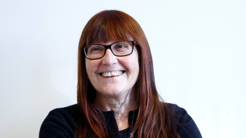 Köper idén. Monica Stangel Löfvall från Medeltidscentrum är nöjd med resultatet.
