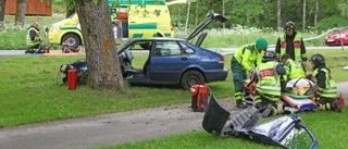 Man okontaktbar efter trafikolycka