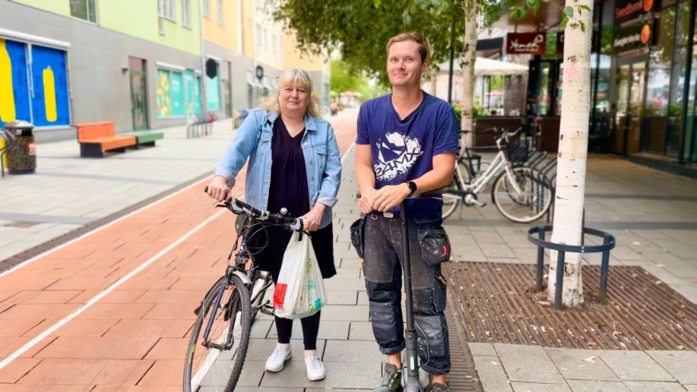 Eva Erneskog tycker att det ska bli skönt när gatorna öppnar för trafik igen, medan William Kimmerborn tycker att sommargågatorna ska finnas året om.