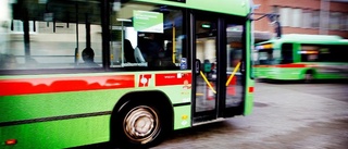 Allt fler tar bussen