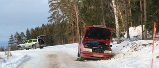 Misstänkt biltjuv anhållen efter bilkrasch