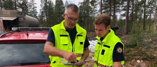 Johan från Malmköping leder kampen mot jättebranden: "Läget är oerhört besvärligt"