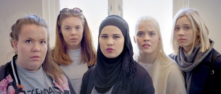 I "Skam" händer det mesta i mellanrummen