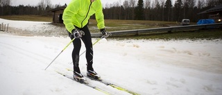 Skidåkning i spår i Båsenberga