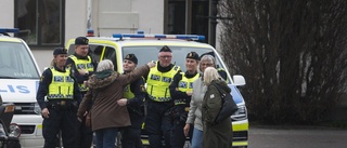 Här hedrar människor i Nyköping terrordådets offer