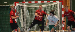 Hög puls i toppmötet Örebro-EHF - Tätt, hett och försvar som stod emot