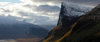 Intensivt dygn i Sarek – tre sällskap har hämtats med helikopter