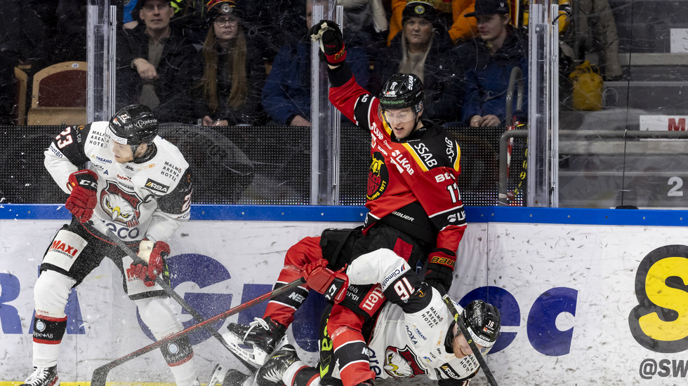 Arvid Kruukka fick debutera i SHL mot Malmö Redhawks under förra säsongen. 