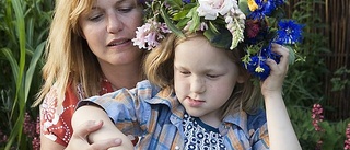 Glad midsommar för stora och små