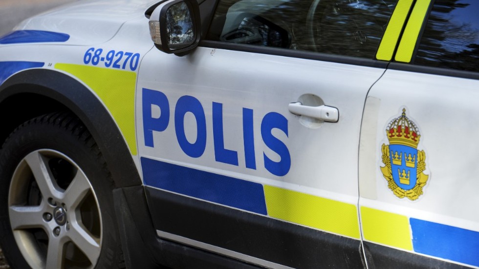 En villa i Åby drabbades av inbrott.