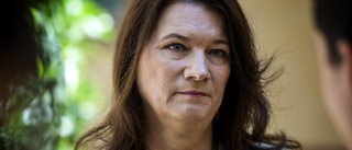 Ann Linde: Tusentals svenskar är i Libanon