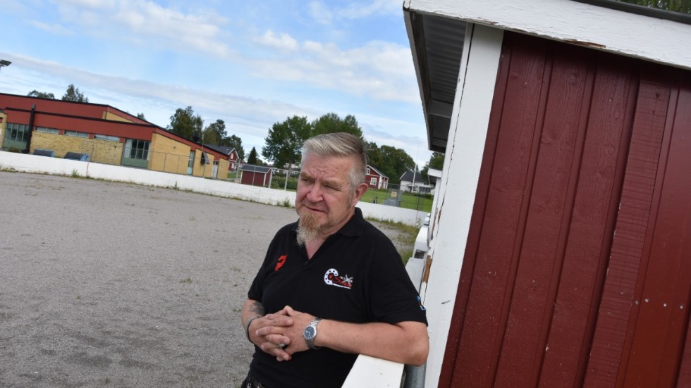 Stefan Thomas och rinken i Råneå. 
