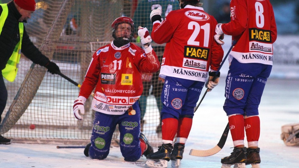 Joakim Bonnevier satte två mål i första matchen för året.