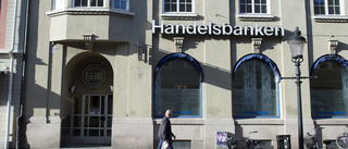 Bankjobb försvinner men andra tillkommer