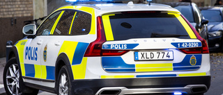 Poliserna sprang ut - efter smällen vid polishuset