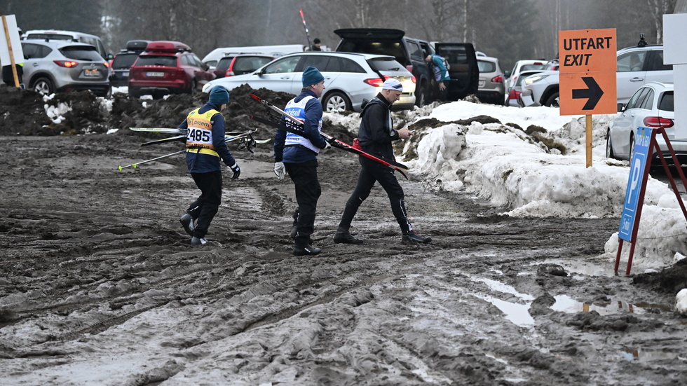 SÄLEN, SVERIGE 20240303
Deltagare på väg till starten av Vasaloppet 2024.