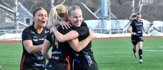 Luleå Fotboll jagar andra raka – se matchen mot Sandviken här