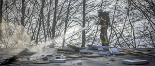 Svårt att släcka stora industribranden