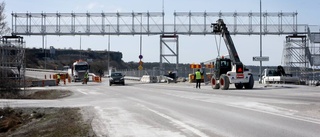 Gångbro till kryssningskaj inte klar till första anlöpet