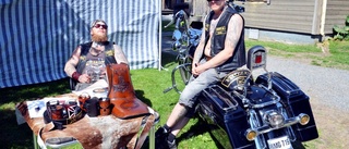 Bikemeet: "Därnere regnar det här skiner solen"