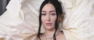 Noah Cyrus talar ut om missbruket