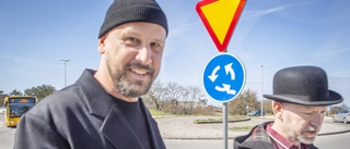 De driver opinion på de största tidningarna – firar av sitt tyckande från Gotland: "Jag är antipolitisk, vill jobba 'mot', inte 'för'"