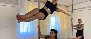 Pole fitness i Motala fyller ett år, med nyheter: "Roligare träning"