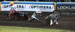 En förare till sjukhus efter Speedway-krasch