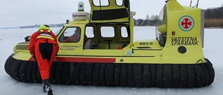 Väntar flera minuter innan räddning