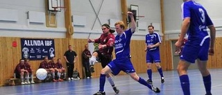 Fotbollscup lockade storpublik till Alunda