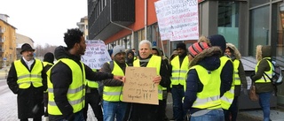 Efter protesterna – får bo kvar i Knivsta kommun